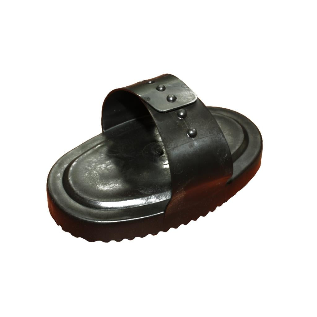 Zackenstriegel »Basic« Pferdeputzzeug · in 5 Farben